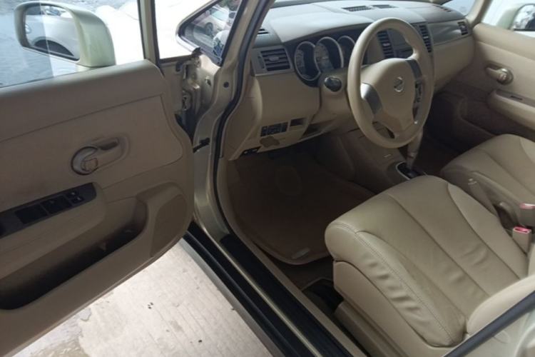 Used Nissan Tiida 2008 1.6L Automatic Fashion Edition Driver Seat