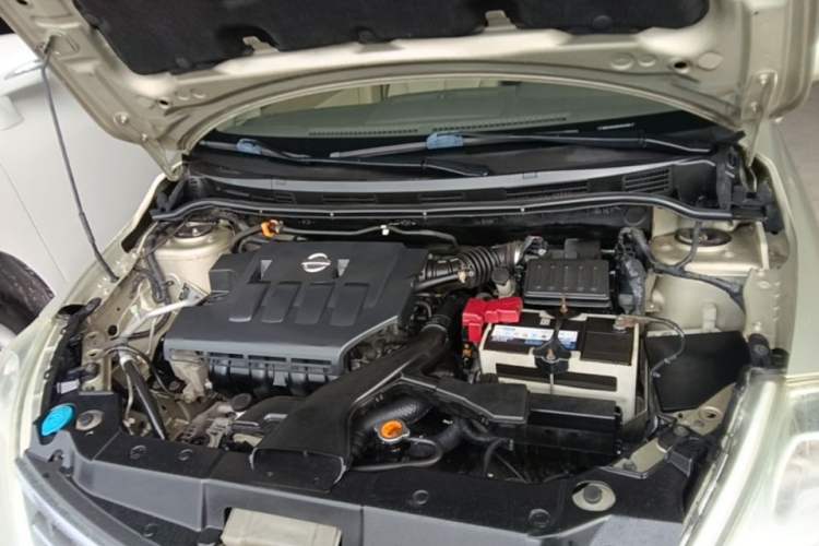 Used Nissan Tiida 2008 1.6L Automatic Fashion Edition Engine Bay