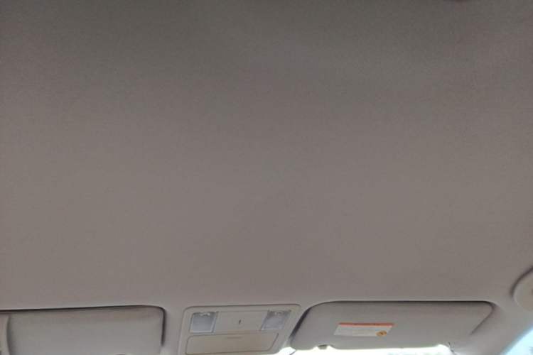 Used Nissan Tiida 2008 1.6L Automatic Fashion Edition Headliner