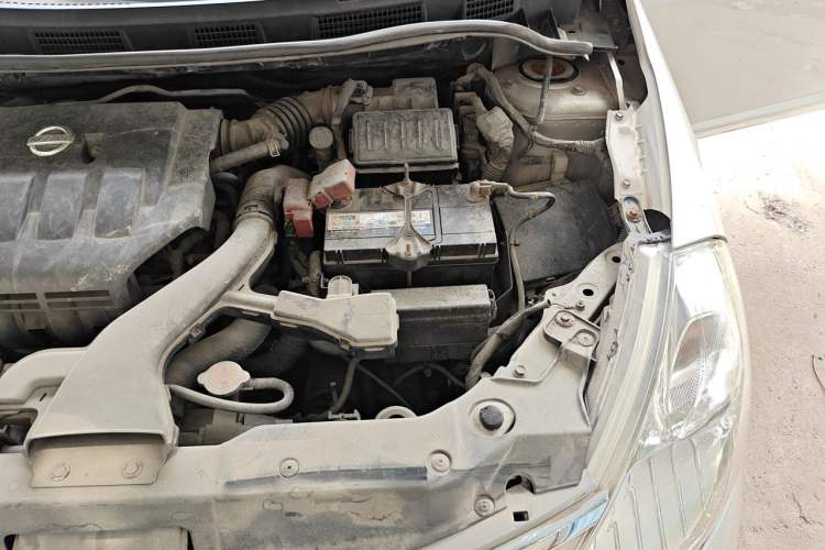 Used Nissan Tiida 2008 1.6L Automatic Smart Version Engine Bay Left