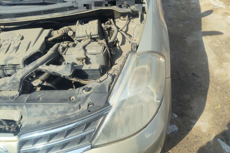Used Nissan Tiida 2008 1.6L Manual Fashion Model Engine Bay Left