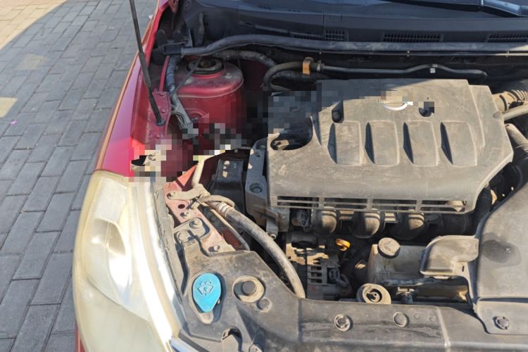 Used Nissan Tiida 2008 1.6L Automatic Smart Version Engine Bay Right