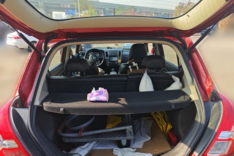 Used Nissan Tiida 2008 1.6L Automatic Smart Version Trunk
