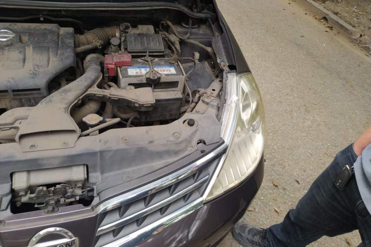 Used Nissan Tiida 2008 1.6L Automatic Smart Version Engine Bay Left