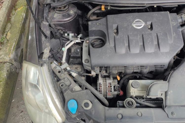 Used Nissan Tiida 2008 1.6L Automatic Smart Version Engine Bay Right