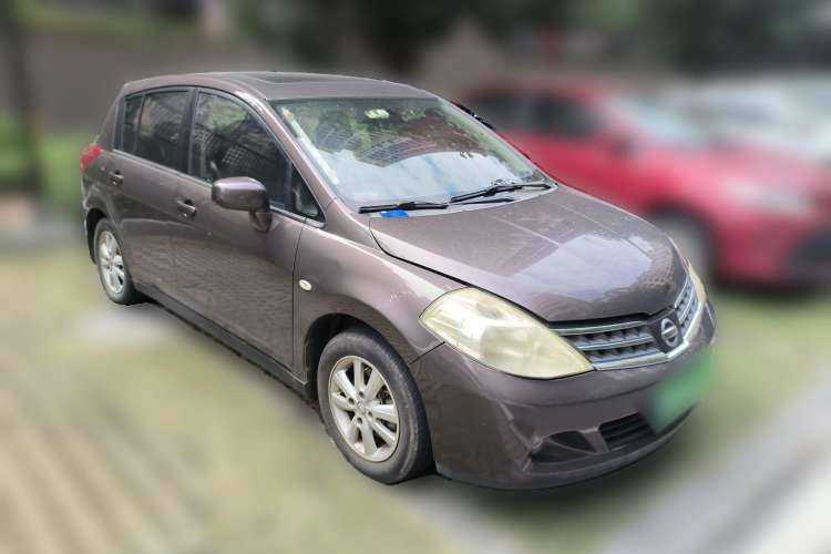 Used Nissan Tiida 2008 1.6L Automatic Smart Version Front Right 45 Deg