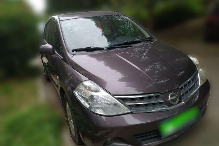 Used Nissan Tiida 2008 1.6L Automatic Smart Version Front Right 45 Deg
