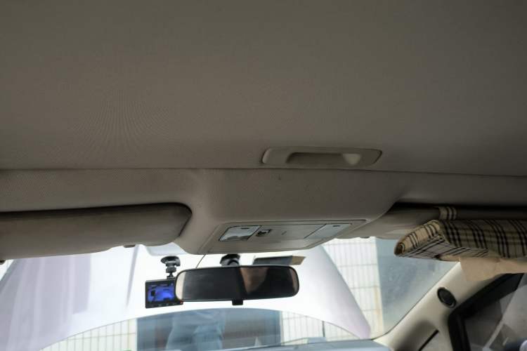 Used Nissan Tiida 2008 1.6L Automatic Smart Version Headliner