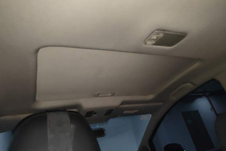 Used Nissan Tiida 2008 1.6L Automatic Tech Model Headliner