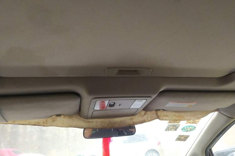 Used Nissan Tiida 2008 1.6L Automatic Smart Version Headliner