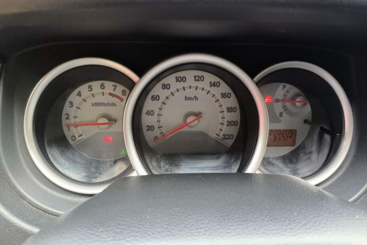 Used Nissan Tiida 2008 1.6L Automatic Smart Version Instrument Cluster