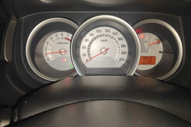 Used Nissan Tiida 2008 1.6L Automatic Tech Model Instrument Cluster