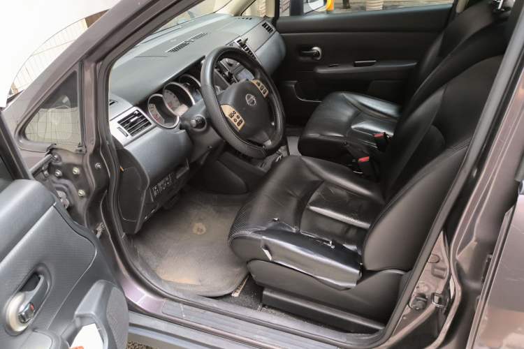 Used Nissan Tiida 2008 1.6L Automatic Smart Version Left Front Seat