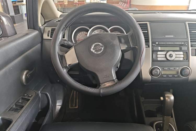 Used Nissan Tiida 2008 1.6L Automatic Smart Version Steering Wheel