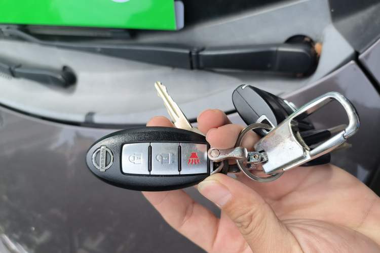 Used Nissan Tiida 2008 1.6L Automatic Smart Version Vehicle Key
