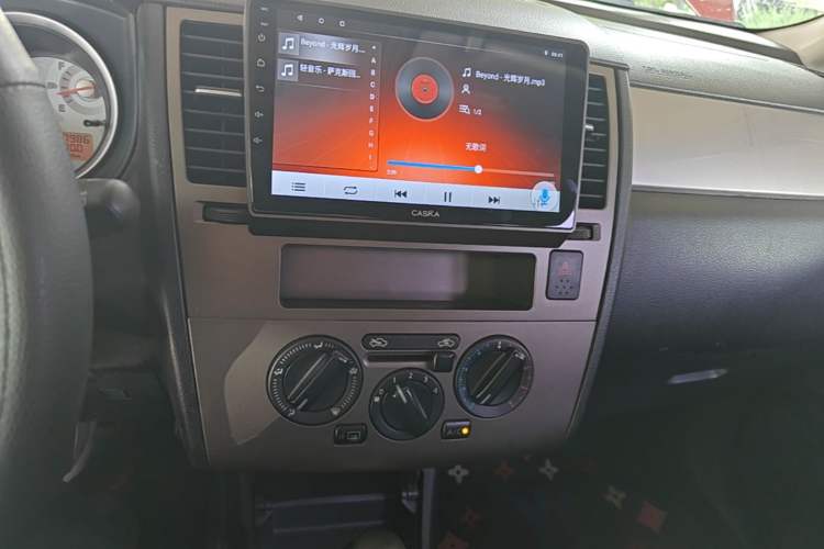 Used Nissan Tiida 2008 1.6L Automatic Fashion Edition Audio And AC Panel