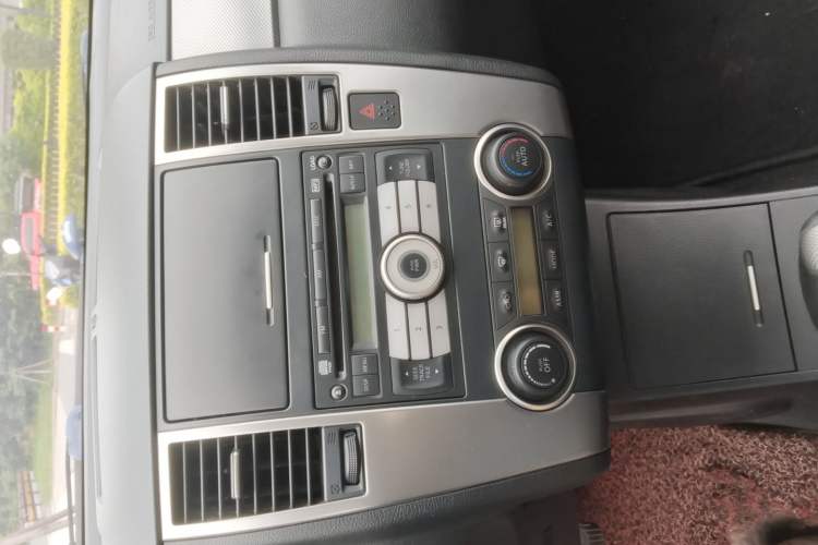 Used Nissan Tiida 2008 1.6L Manual Smart Version Audio And AC Panel