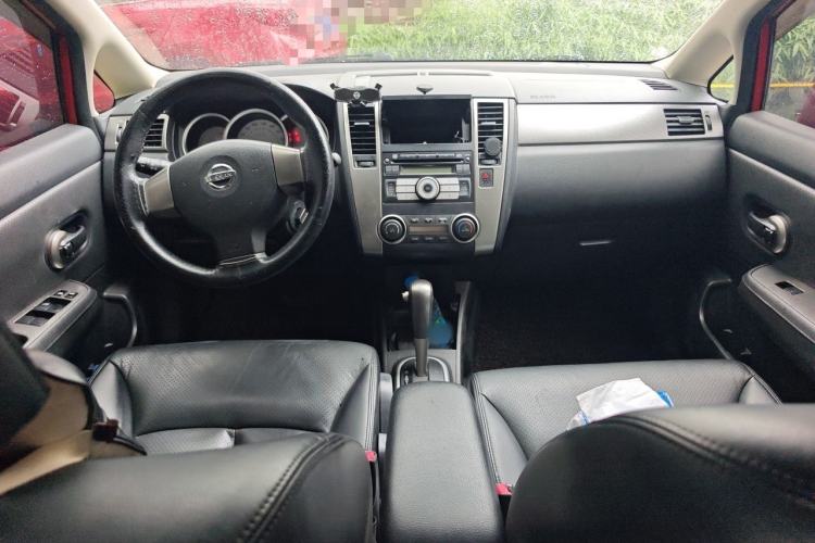 Used Nissan Tiida 2008 1.6L Automatic Smart Version Center Console