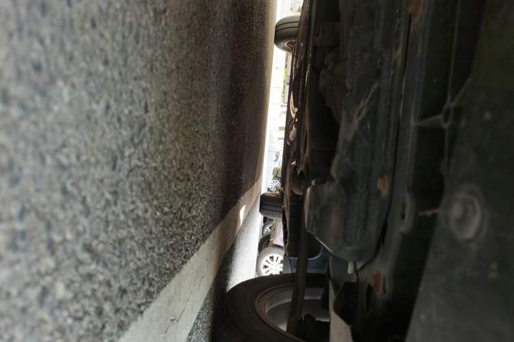Used Nissan Tiida 2008 1.6L Manual Fashion Model Chassis Front Left