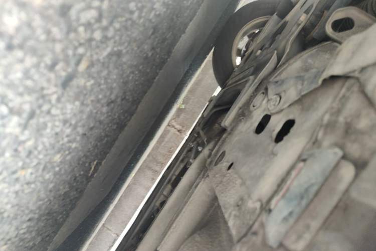 Used Nissan Tiida 2008 1.6L Automatic Smart Version Chassis Front Left