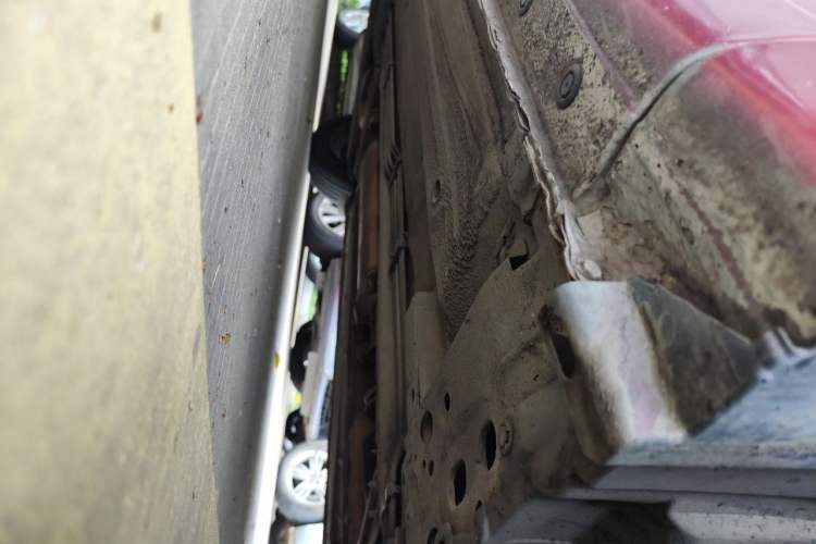 Used Nissan Tiida 2008 1.6L Automatic Tech Model Chassis Front Right