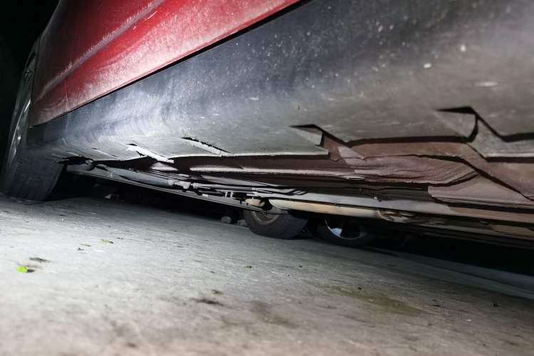 Used Nissan Tiida 2008 1.6L Automatic Smart Version Chassis Front Right