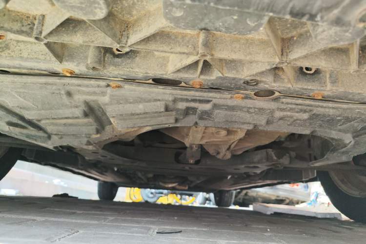 Used Nissan Tiida 2008 1.6L Manual Smart Version Chassis Front