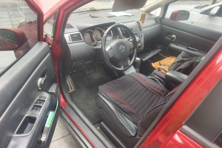 Used Nissan Tiida 2008 1.6L Automatic Smart Version Driver Seat