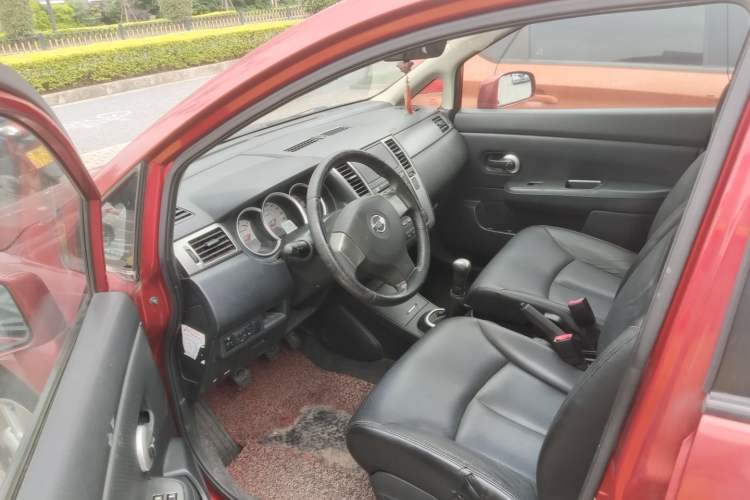 Used Nissan Tiida 2008 1.6L Manual Smart Version Driver Seat
