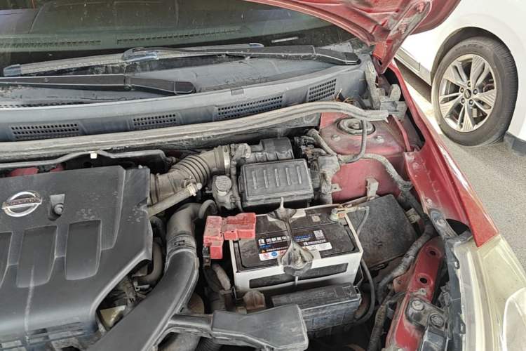 Used Nissan Tiida 2008 1.6L Automatic Fashion Edition Engine Bay Left