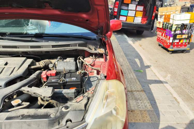 Used Nissan Tiida 2008 1.6L Manual Smart Version Engine Bay Left