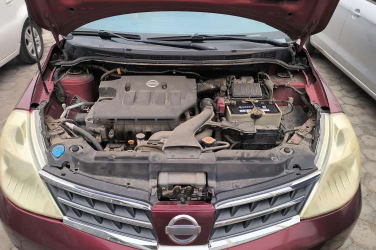 Used Nissan Tiida 2008 1.6L Automatic Tech Model Engine Bay