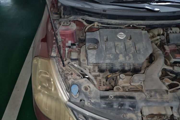 Used Nissan Tiida 2008 1.6L Automatic Smart Version Engine Bay Right