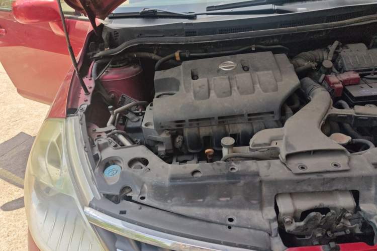 Used Nissan Tiida 2008 1.6L Automatic Smart Version Engine Bay Right