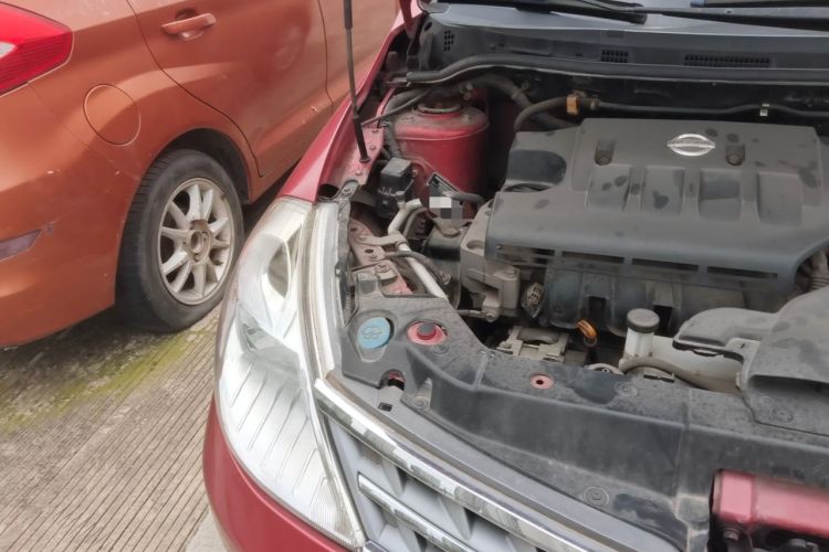 Used Nissan Tiida 2008 1.6L Manual Smart Version Engine Bay Right
