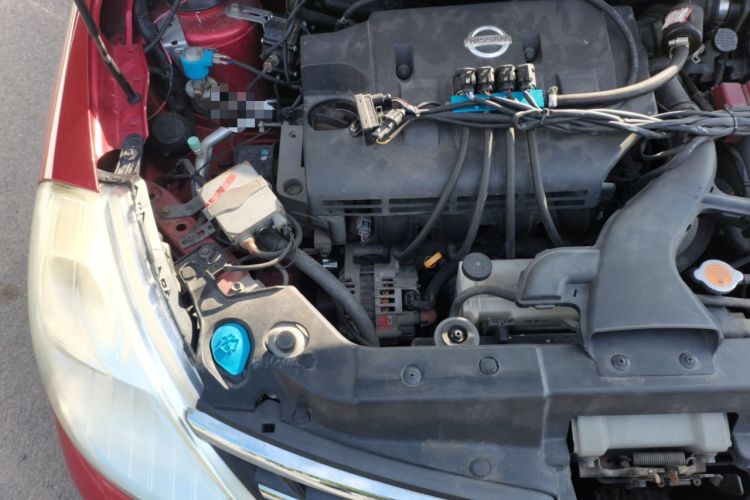 Used Nissan Tiida 2008 1.6L Manual Fashion Model Engine Bay Right