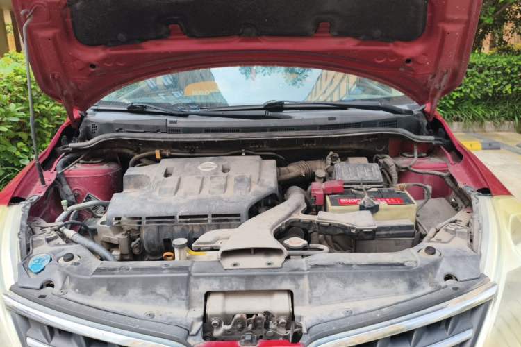 Used Nissan Tiida 2008 1.6L Automatic Fashion Edition Engine Bay