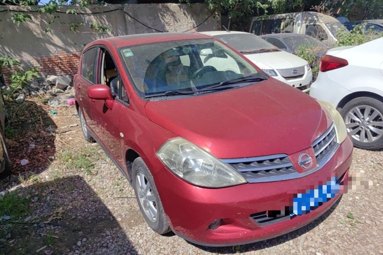 Used Nissan Tiida 2008 1.6L Automatic Smart Version Front Right 45 Deg