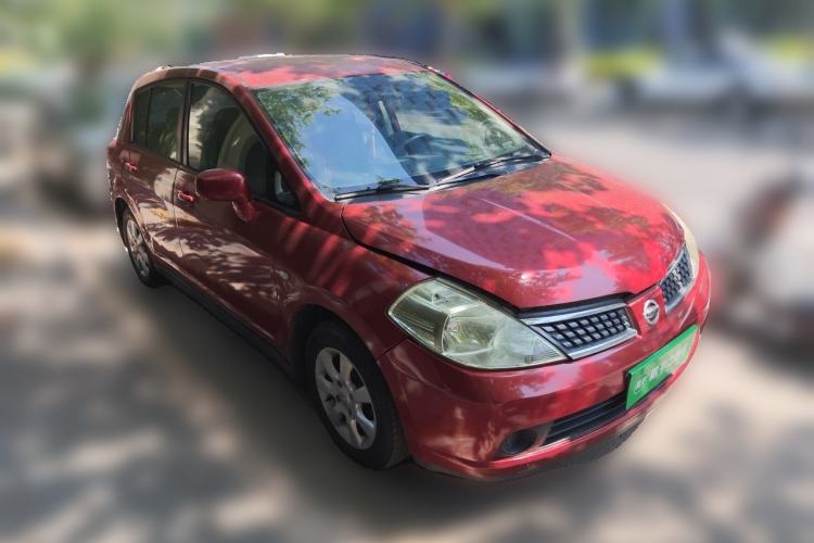 Used Nissan Tiida 2008 1.6L Manual Fashion Model Front Right 45 Deg