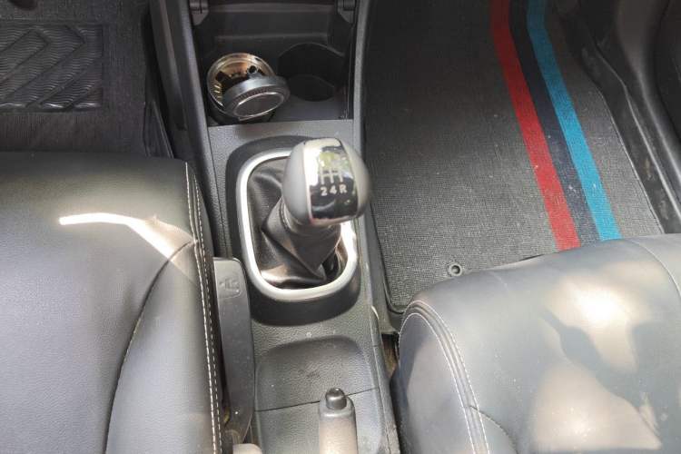 Used Nissan Tiida 2008 1.6L Manual Fashion Model Gear Lever