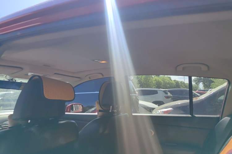 Used Nissan Tiida 2008 1.6L Automatic Smart Version Headliner
