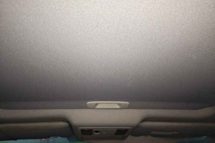 Used Nissan Tiida 2008 1.6L Automatic Smart Version Headliner