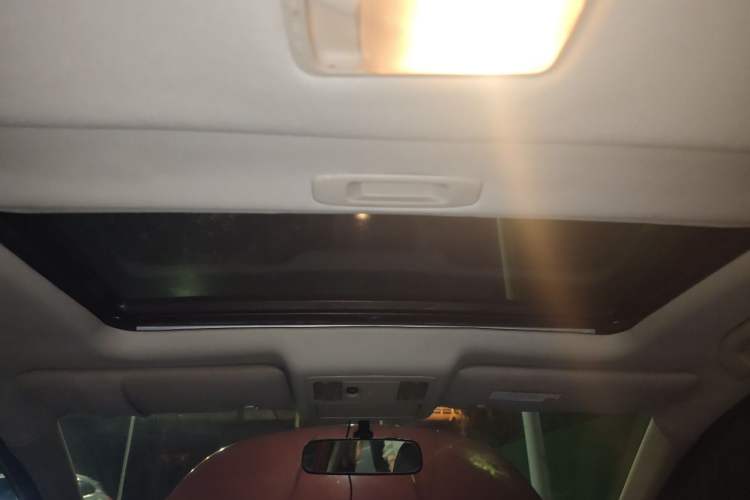 Used Nissan Tiida 2008 1.6L Automatic Smart Version Headliner