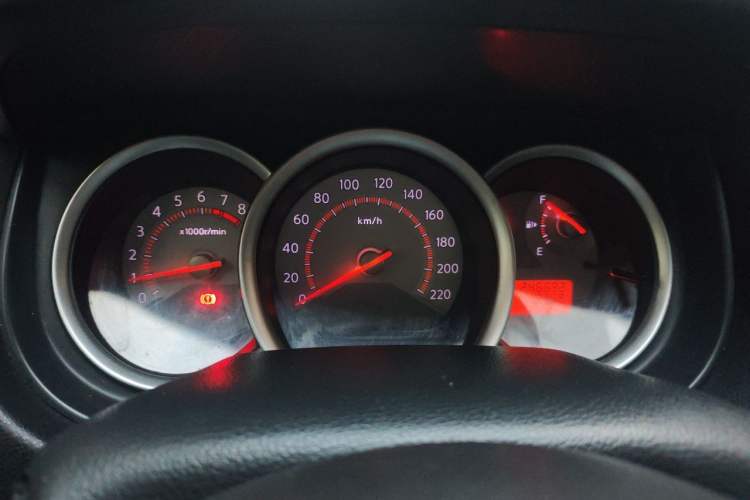 Used Nissan Tiida 2008 1.6L Manual Fashion Model Instrument Cluster