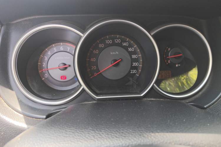 Used Nissan Tiida 2008 1.6L Manual Fashion Model Instrument Cluster
