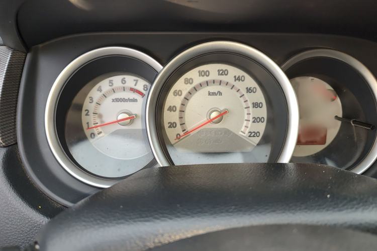 Used Nissan Tiida 2008 1.6L Automatic Smart Version Instrument Cluster