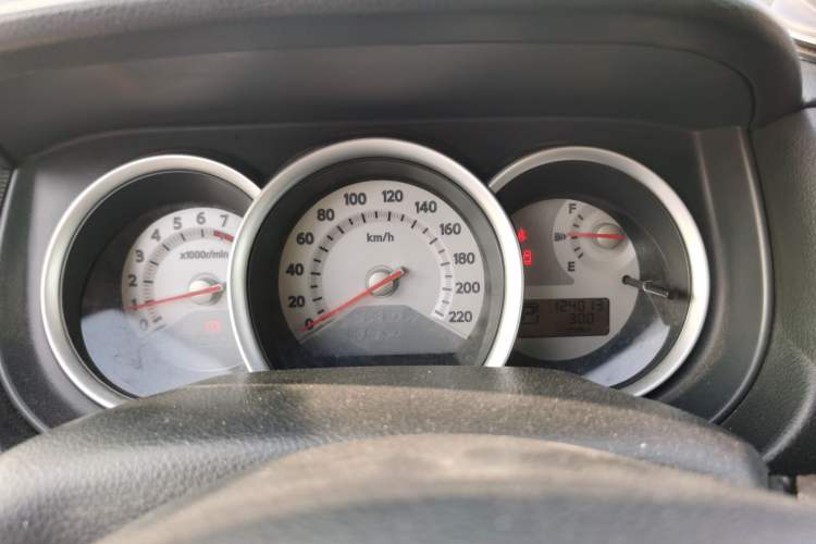 Used Nissan Tiida 2008 1.6L Automatic Smart Version Instrument Cluster