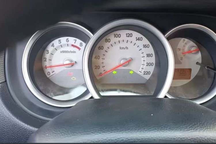 Used Nissan Tiida 2008 1.6L Automatic Smart Version Instrument Cluster