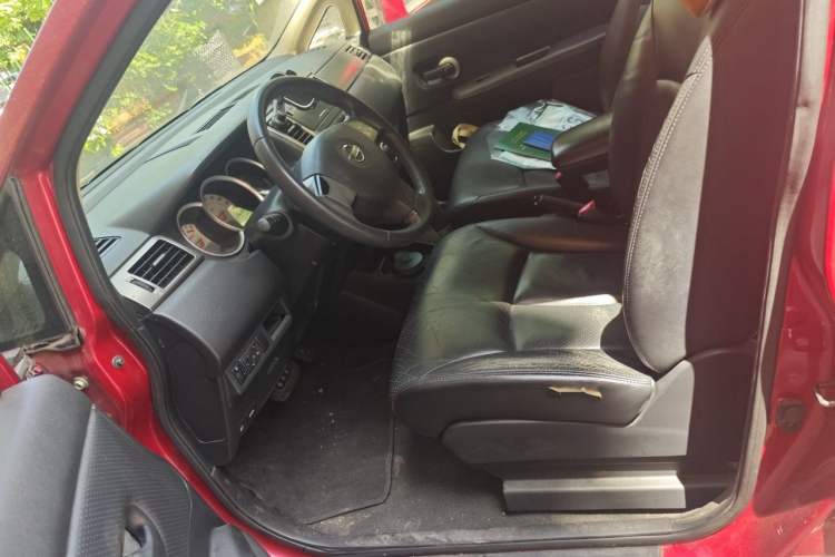 Used Nissan Tiida 2008 1.6L Automatic Smart Version Left Front Seat