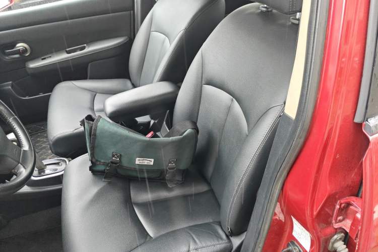 Used Nissan Tiida 2008 1.6L Automatic Smart Version Left Front Seat